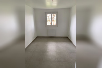 Ma-Cabane - Location Maison SAINT-MITRE-LES-REMPARTS, 101 m²