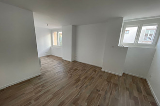 Ma-Cabane - Location Maison SAINT-SULPICE, 129 m²