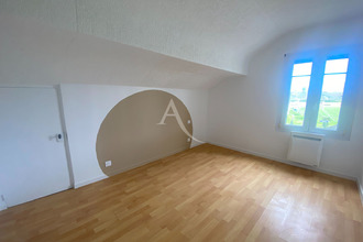 location maison segre 49500