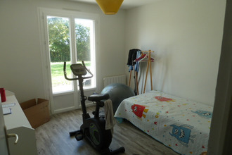 location maison segre 49500