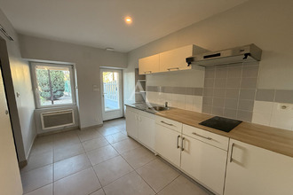 location maison segre 49500