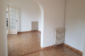 location maison segre 49500