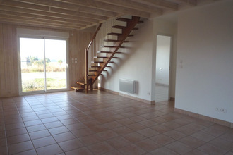location maison segre 49500