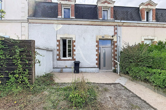 location maison segre 49500