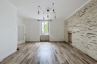 location maison segre 49500