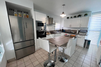 location maison segre 49500