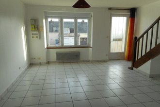 location maison segre 49500