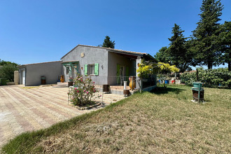 location maison senas 13560