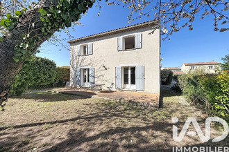 location maison senas 13560