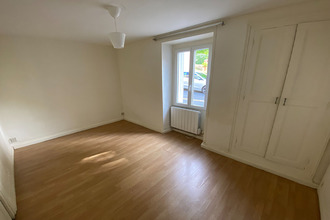 location maison sens-beaujeu 18300