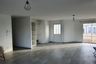location maison smarves 86240