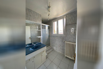 location maison st-doulchard 18230