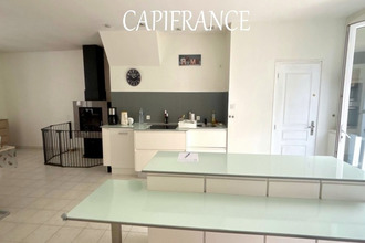 location maison st-jean-d-angely 17400