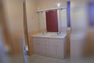 location maison st-marcel-de-felines 42122