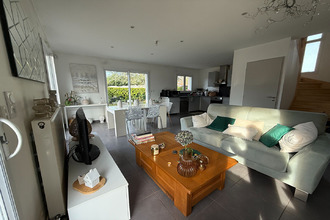 location maison st-priest 69800