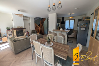 location maison st-priest 69800