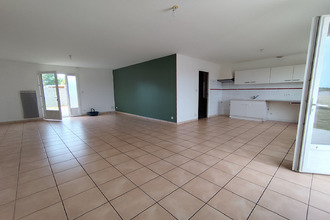 location maison ste-neomaye 79260