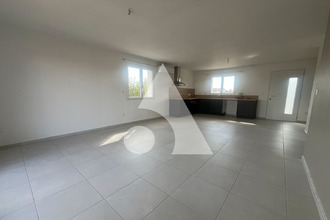 location maison ste-ouenne 79220