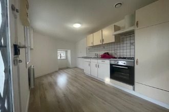 location maison stes 17100