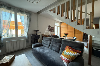 location maison stes 17100