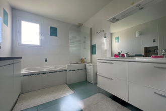 location maison stes 17100