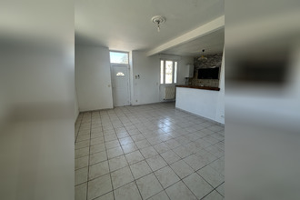 location maison stes 17100