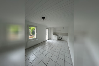 location maison stes 17100