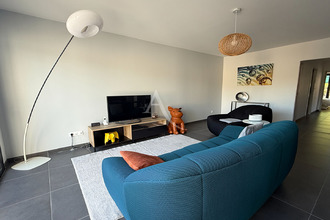 location maison stes 17100