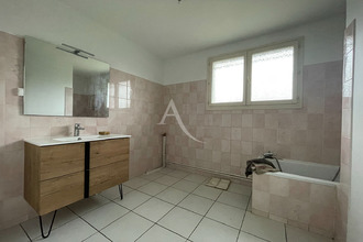 location maison stes 17100