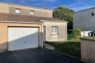 location maison stes 17100