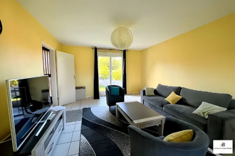 location maison sury-pres-lere 18240