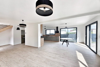 location maison thoiry 01710