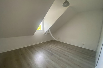 location maison trelaze 49800