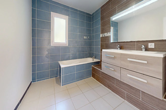 Ma-Cabane - Location Maison VALLEIRY, 85 m²