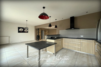 location maison vallet 44330