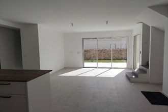 location maison vallet 44330