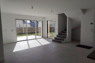 location maison vallet 44330