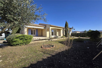 location maison valreas 84600