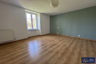 location maison vebret 15240