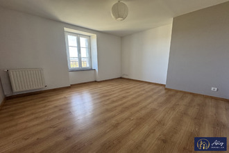 location maison vebret 15240