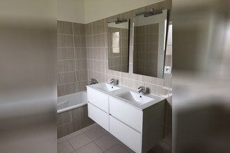 location maison vedene 84270