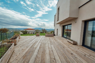 location maison veyre-mton 63960