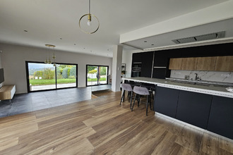 location maison veyre-mton 63960