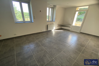 location maison ydes 15210