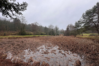 Ma-Cabane - Location Terrain SAULNY, 3 m²