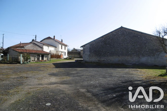  maison adriers 86430