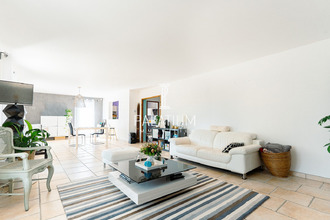  maison aiglun 04510