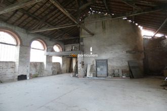  maison ainay-le-chateau 03360