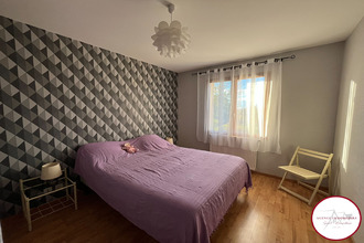  maison ainay-le-chateau 03360