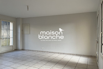  maison airvault 79600